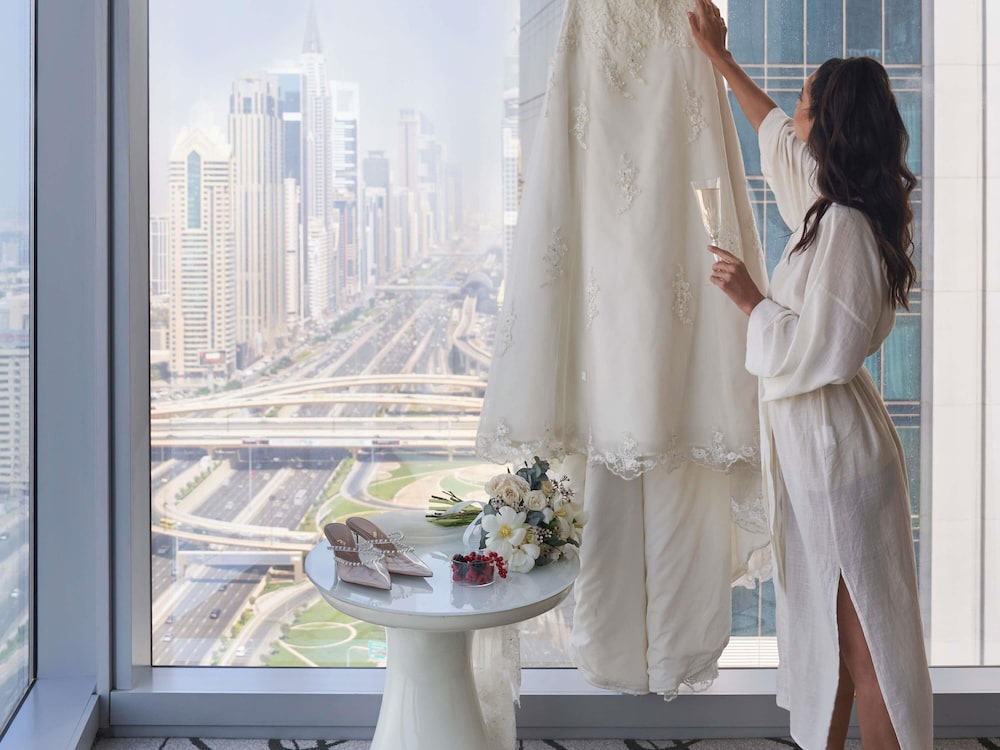 Sofitel Dubai Downtown — Hotel rooms in Dubai
