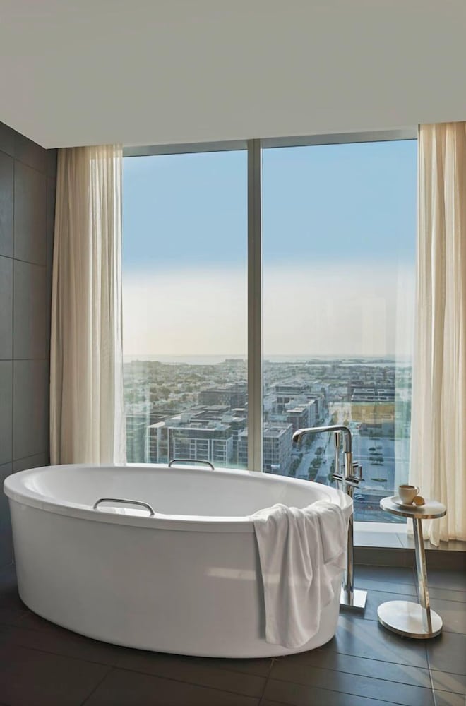 Sofitel Dubai Downtown — Hotel rooms in Dubai