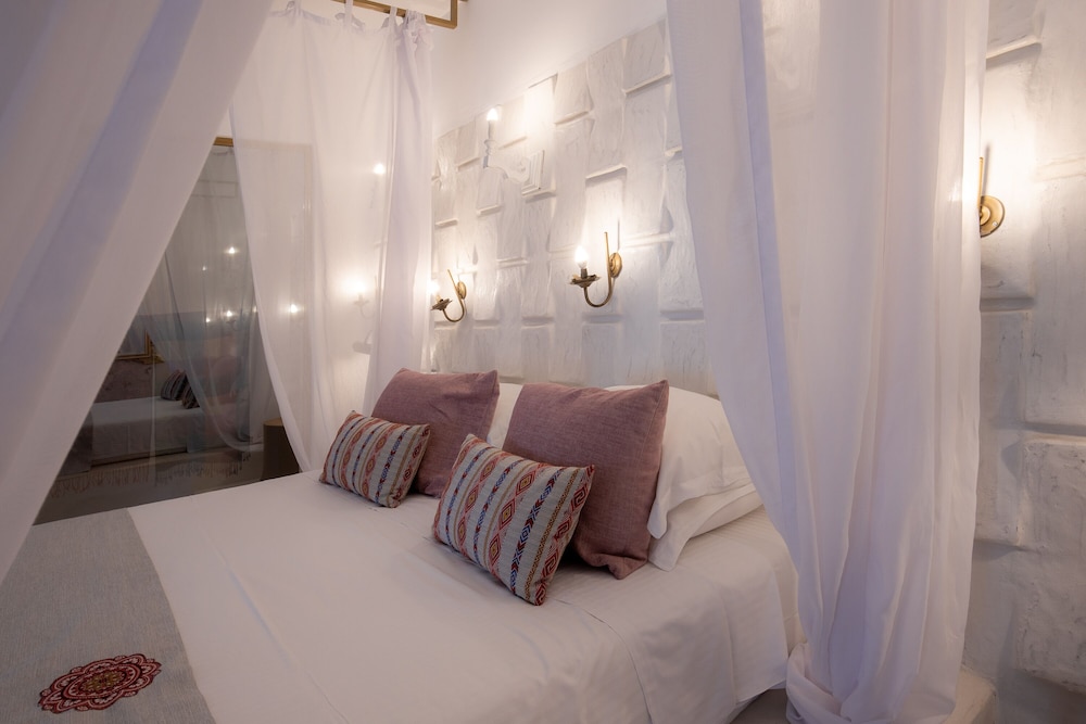 Kouros Exclusive Suites - Adults Only — Hotel rooms in Faliraki, South Aegean