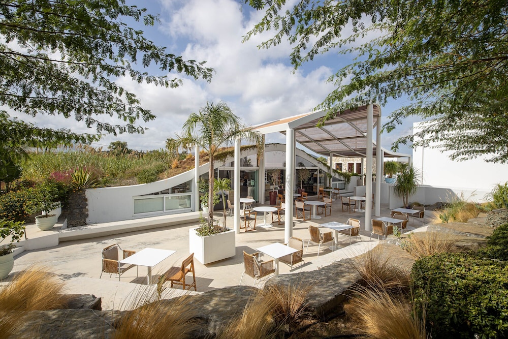 Kouros Exclusive Suites - Adults Only — Restaurant & bars in Faliraki, South Aegean