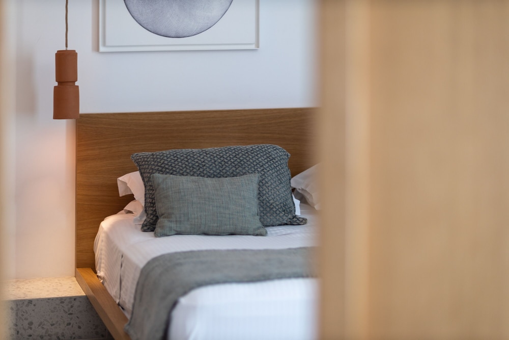 Kouros Exclusive Suites - Adults Only — Hotel rooms in Faliraki, South Aegean