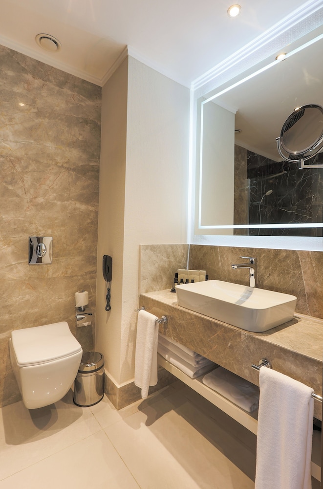 SERENITY QUEEN HOTEL — Hotel rooms in Alanya