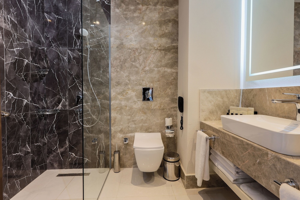 SERENITY QUEEN HOTEL — Hotel rooms in Alanya
