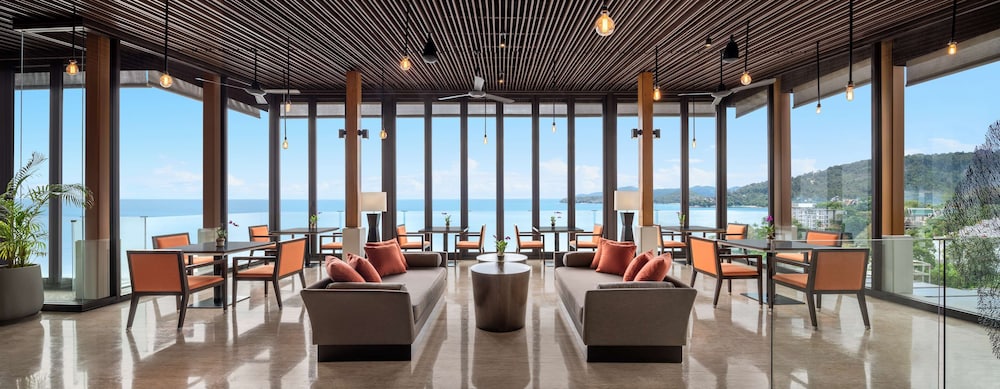 Hyatt Regency Phuket Resort — Restaurant & bars in Kamala, Phuket Province
