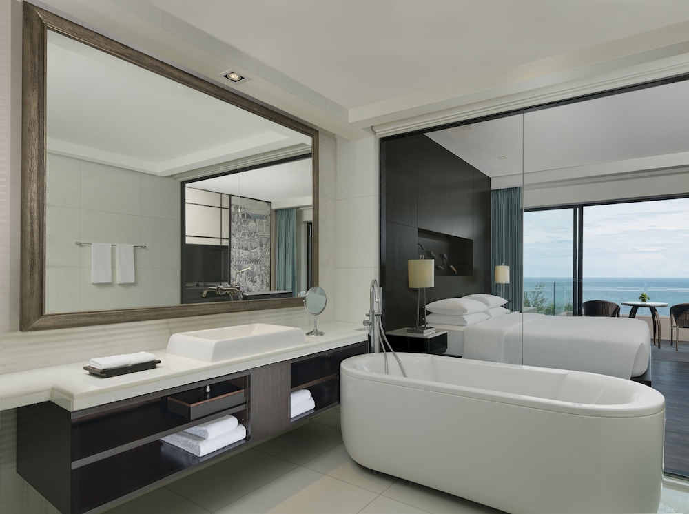 Hyatt Regency Phuket Resort — Hotel rooms in Kamala, Phuket Province