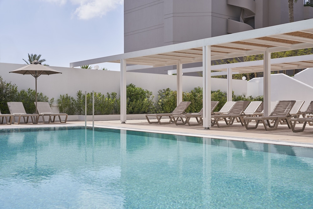 Epsilon Hotel Apartments — Swimming pool in Faliraki, South Aegean