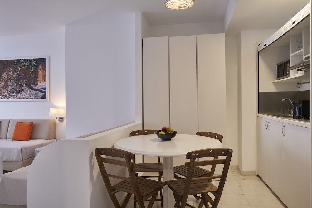Epsilon Hotel Apartments — Hotel rooms in Faliraki, South Aegean