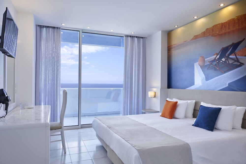 Epsilon Hotel Apartments — Hotel rooms in Faliraki, South Aegean