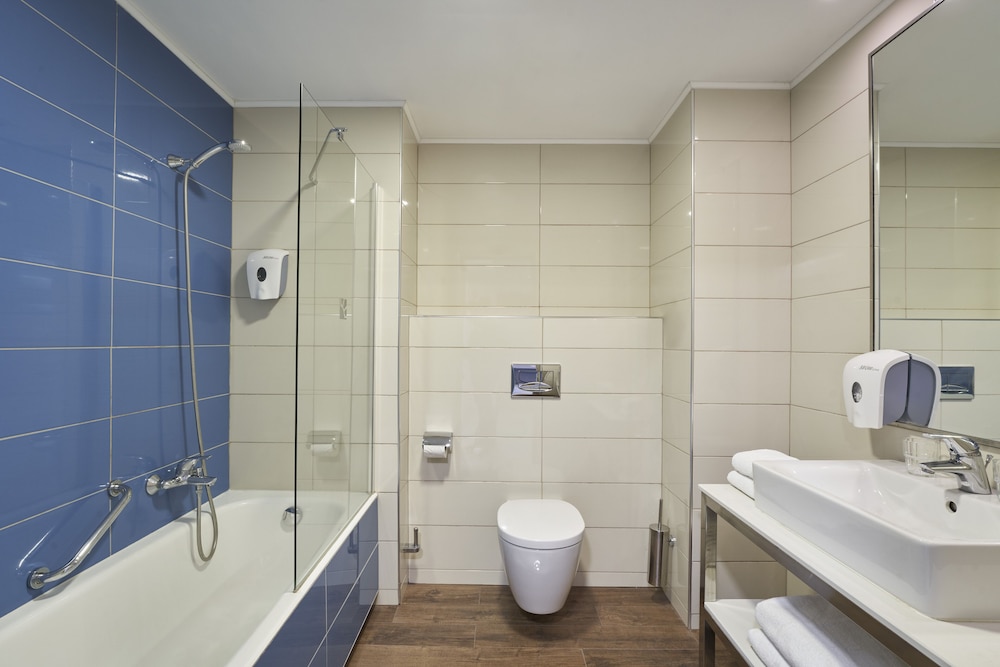 Epsilon Hotel Apartments — Hotel rooms in Faliraki, South Aegean