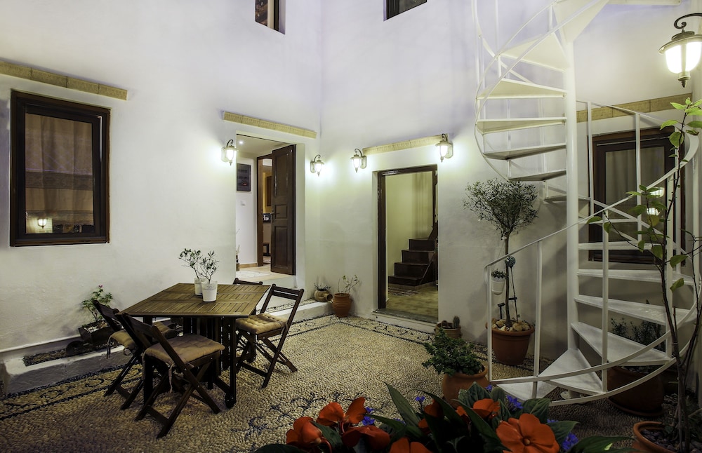 Lindos Boutique Rooms - Adults Only — Hotel building in Lindos, South Aegean