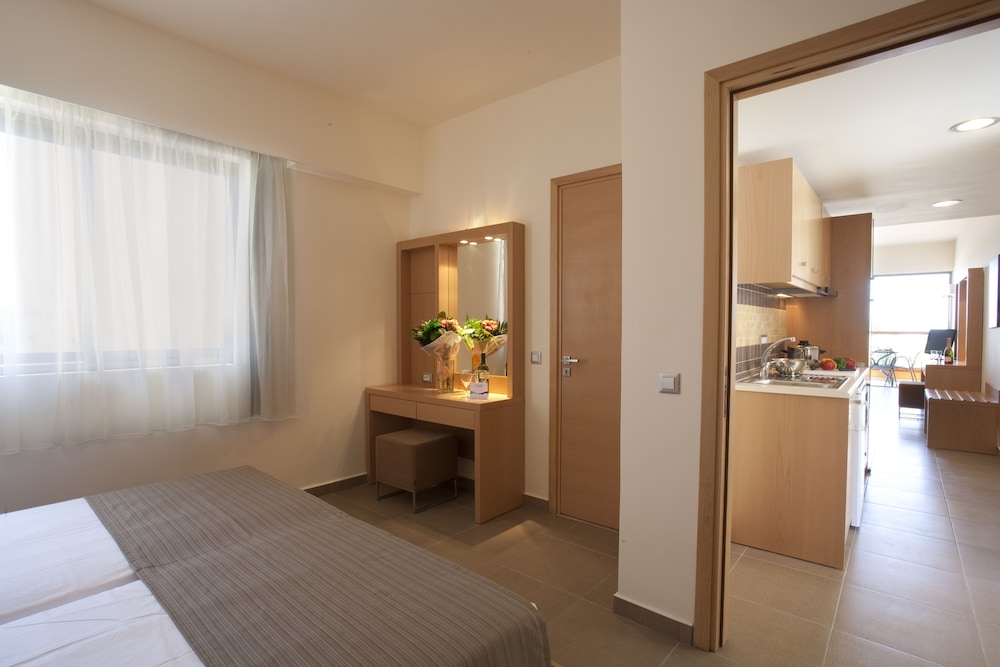 Island Blue Hotel — Hotel rooms in Pefkos, South Aegean