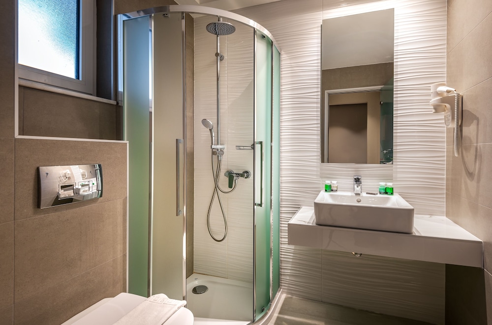 Sunday Hotel — Hotel rooms in Ialyssos, South Aegean