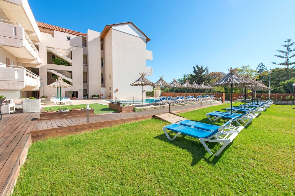 Sunday Hotel — Swimming pool in Ialyssos, South Aegean