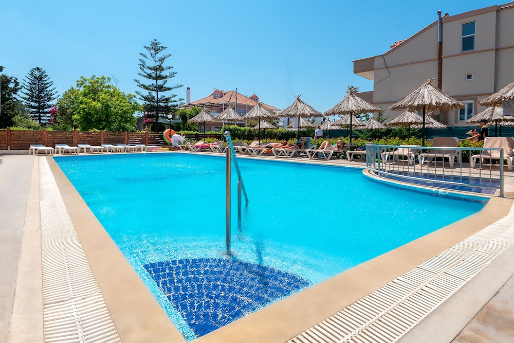 Sunday Hotel — Swimming pool in Ialyssos, South Aegean