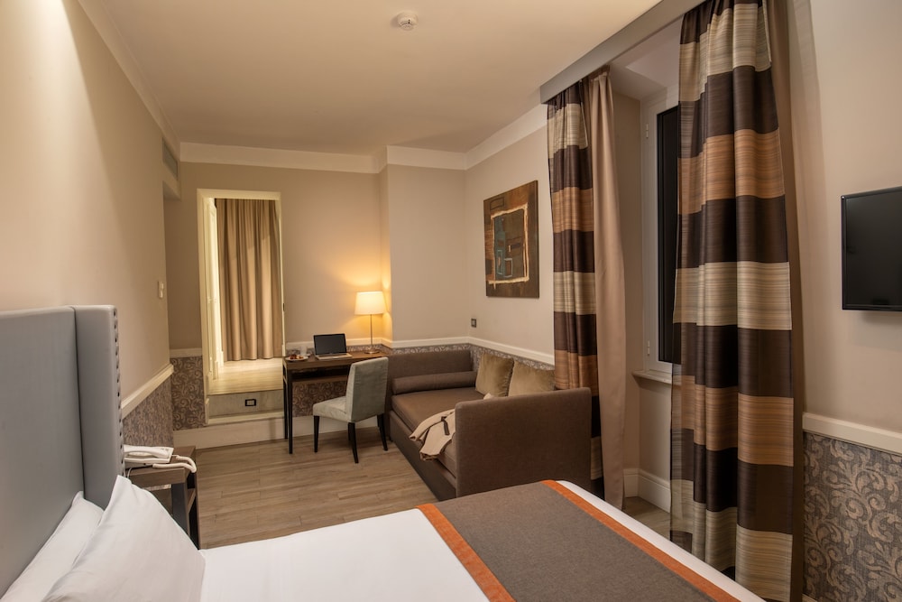 Fragrance Hotel St. Peter — Hotel rooms in Rome, Lazio