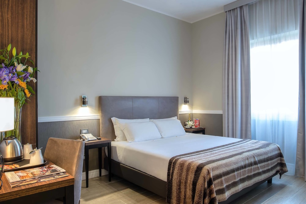 Fragrance Hotel St. Peter — Hotel rooms in Rome, Lazio