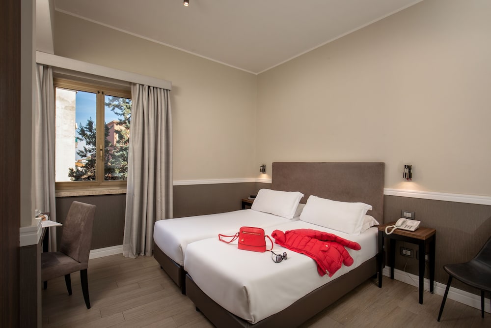 Fragrance Hotel St. Peter — Hotel rooms in Rome, Lazio