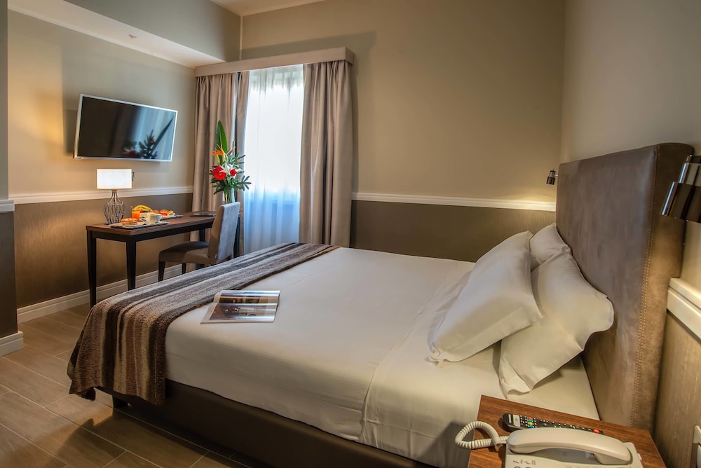 Fragrance Hotel St. Peter — Hotel rooms in Rome, Lazio