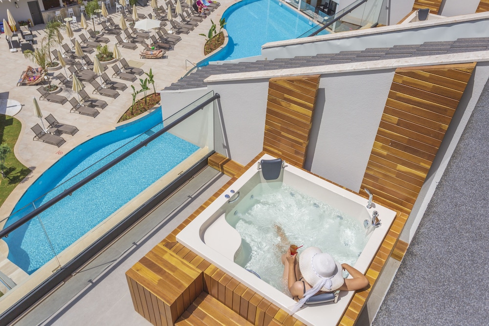 Orka Sunlife Resort hotel and Aquapark — Spa in Fethiye, Mugla
