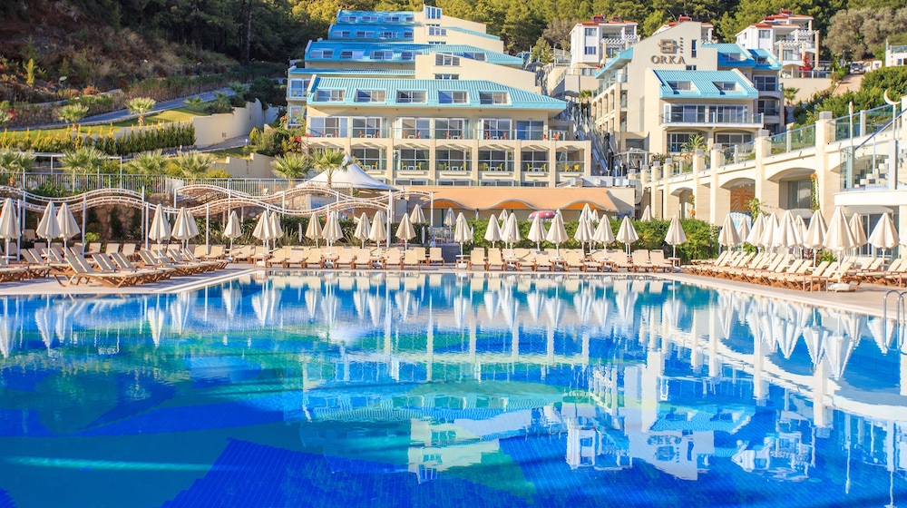 Orka Sunlife Resort hotel and Aquapark — Swimming pool in Fethiye, Mugla