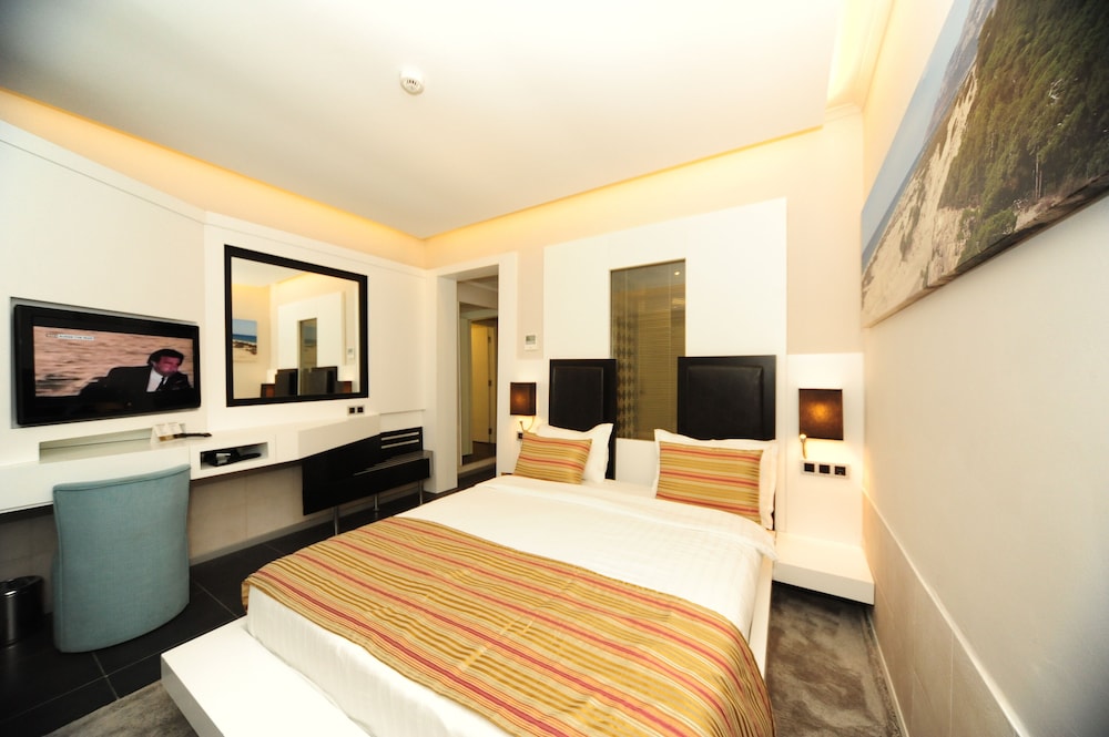 Orka Sunlife Resort hotel and Aquapark — Hotel rooms in Fethiye, Mugla