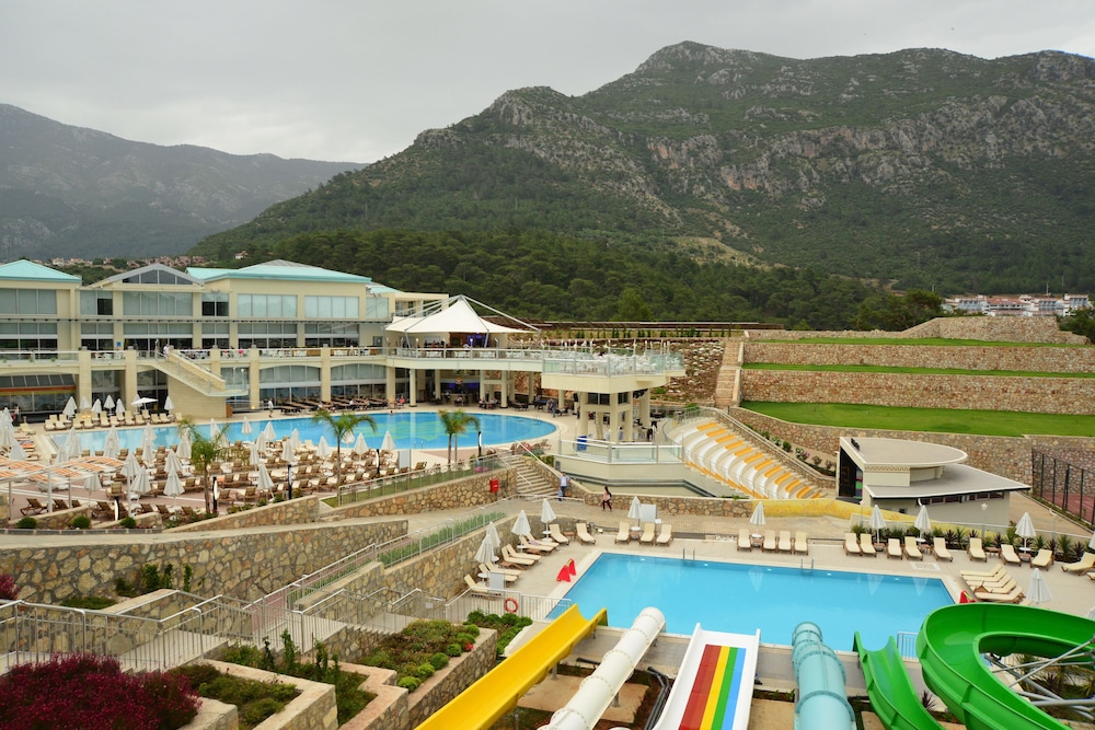 Orka Sunlife Resort hotel and Aquapark — Swimming pool in Fethiye, Mugla