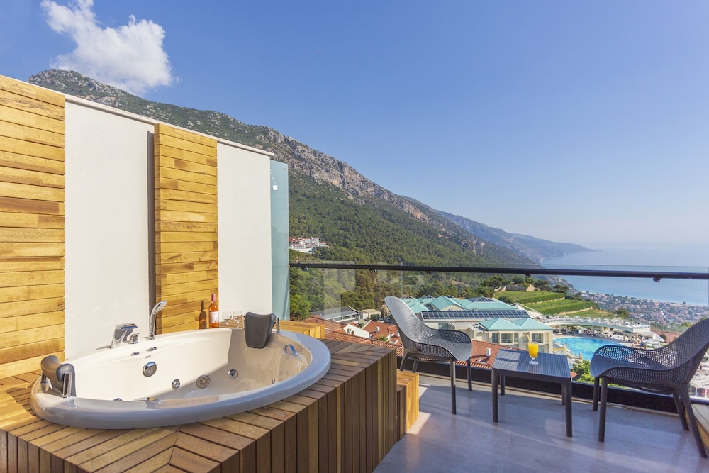 Orka Sunlife Resort hotel and Aquapark — Hotel rooms in Fethiye, Mugla