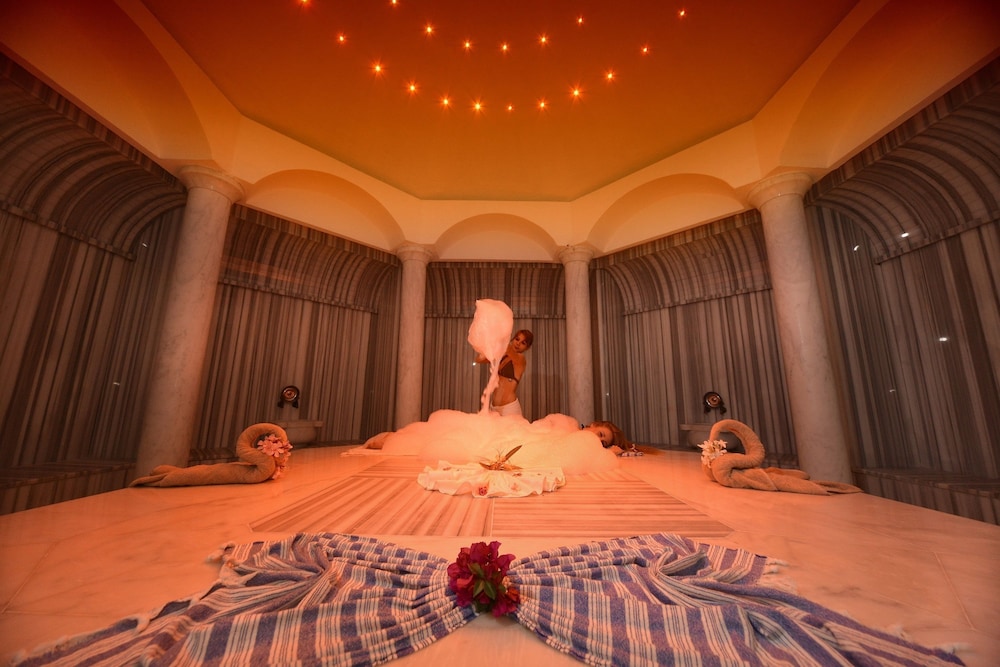 Orka Sunlife Resort hotel and Aquapark — Hotel rooms in Fethiye, Mugla