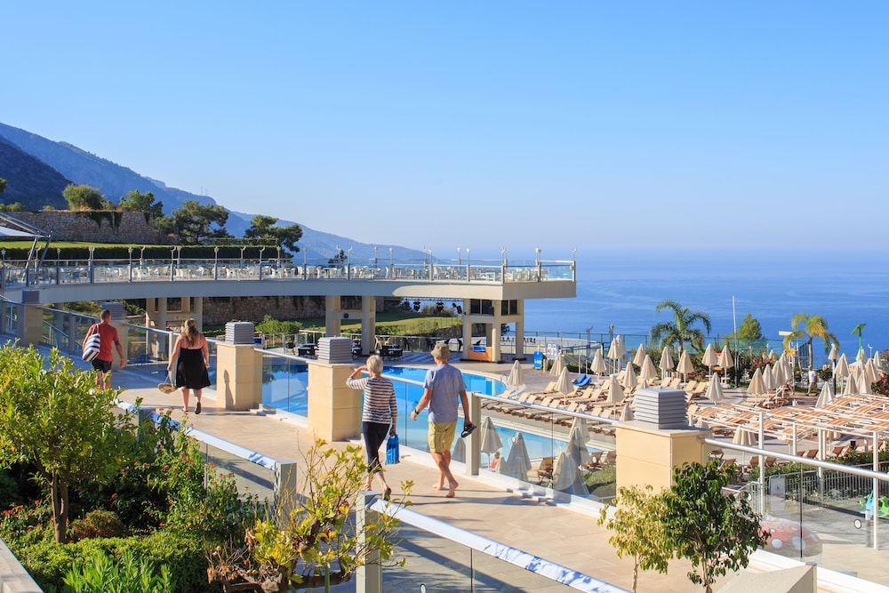 Orka Sunlife Resort hotel and Aquapark — Swimming pool in Fethiye, Mugla