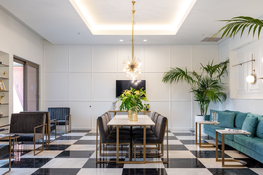 Akra V - Access to Akra Antalya — Restaurant & bars in Antalya