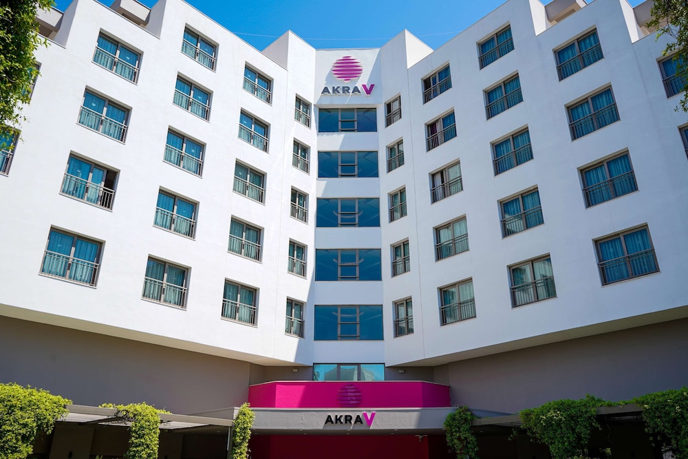 Akra V - Access to Akra Antalya — Hotel building in Antalya