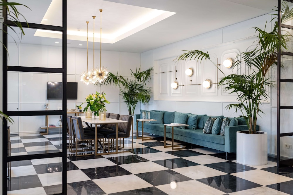 Akra V - Access to Akra Antalya — Restaurant & bars in Antalya