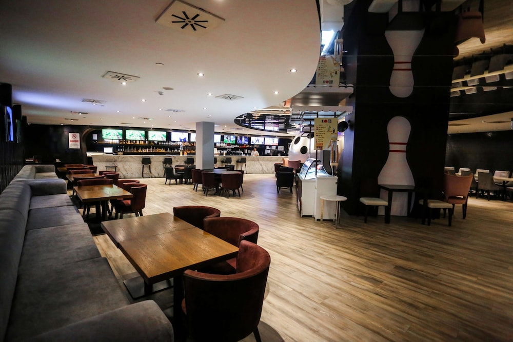 Akra V - Access to Akra Antalya — Restaurant & bars in Antalya