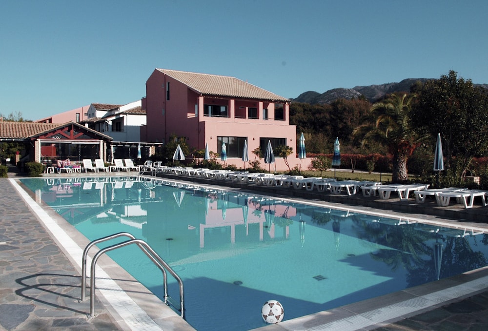 Nireas Resort Corfu — Swimming pool in Acharavi, Ionian Islands
