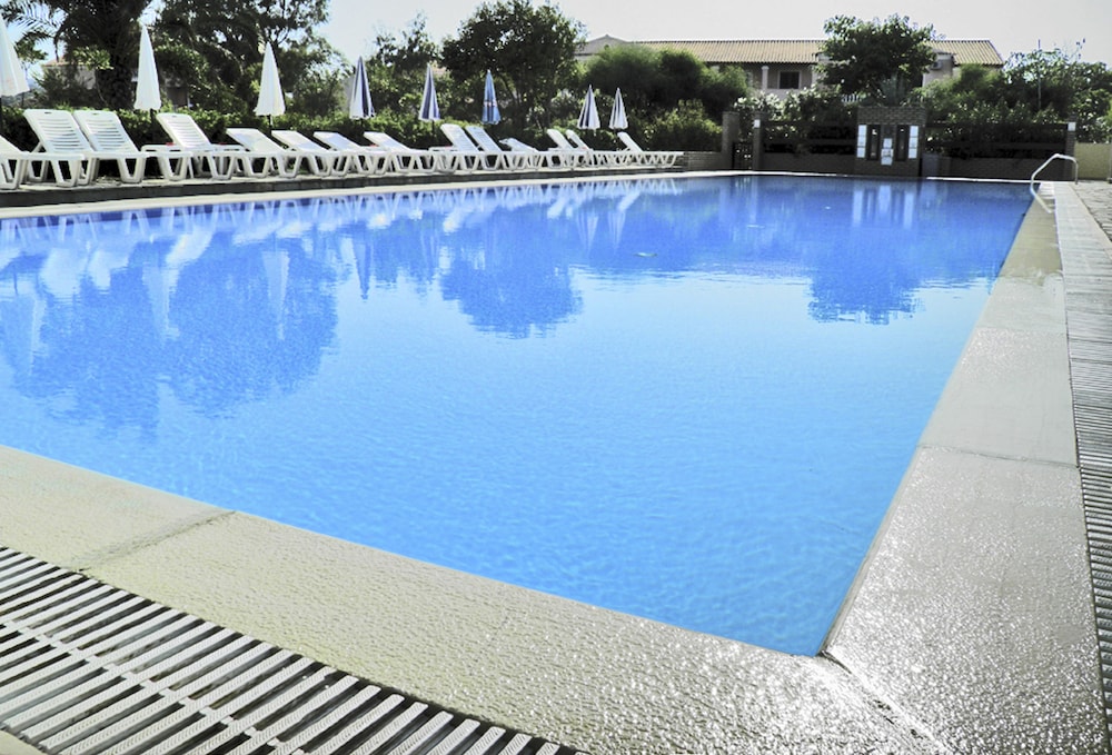 Nireas Resort Corfu — Swimming pool in Acharavi, Ionian Islands