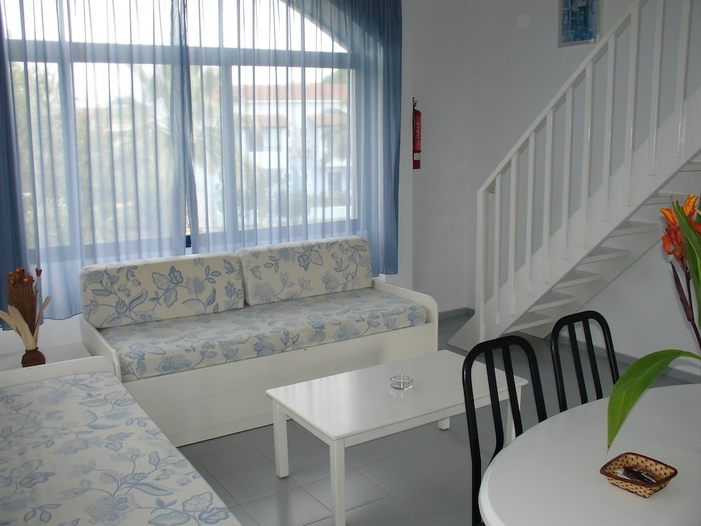 Govino Bay — Hotel rooms in Gouvia, Ionian Islands