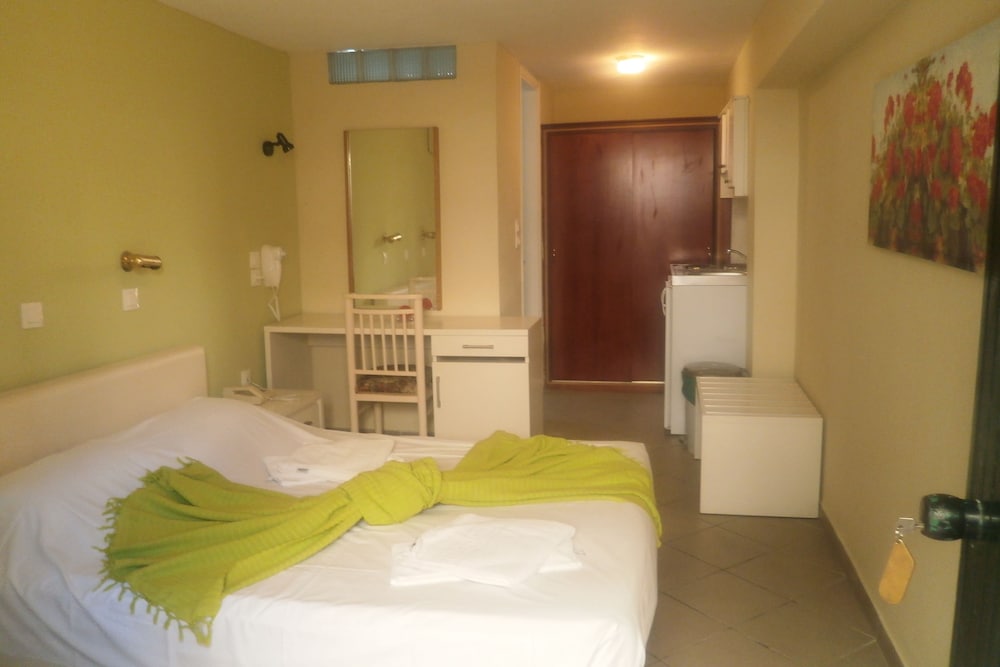 Mediterranean Blue — Rooms in Lefkimmi (Corfu), Ionian Islands