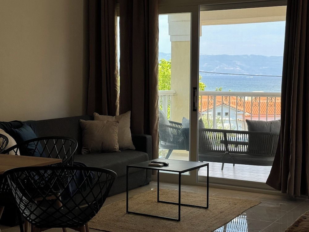 Mediterranean Blue — Rooms in Lefkimmi (Corfu), Ionian Islands