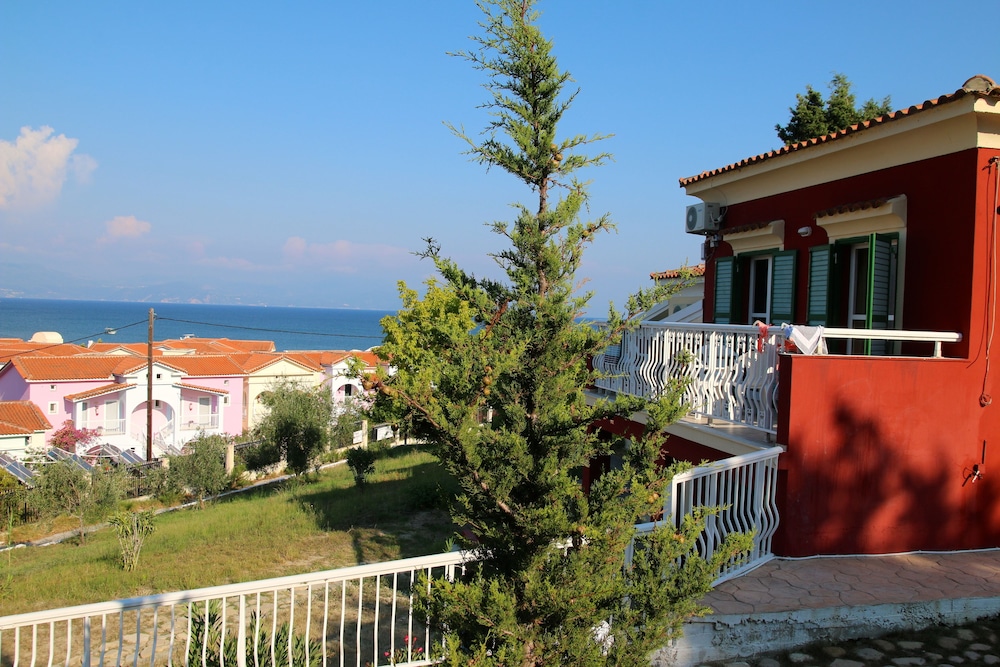 Mediterranean Blue — Rooms in Lefkimmi (Corfu), Ionian Islands