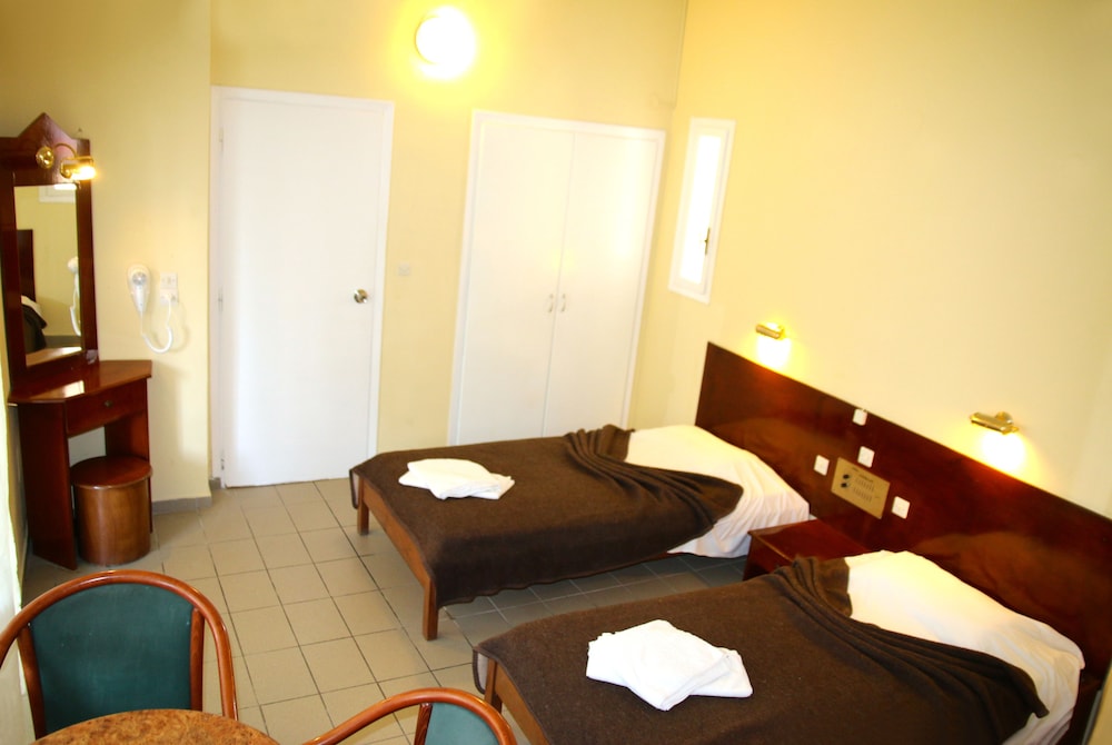 Mediterranean Blue — Rooms in Lefkimmi (Corfu), Ionian Islands