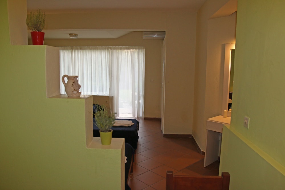 Mediterranean Blue — Rooms in Lefkimmi (Corfu), Ionian Islands