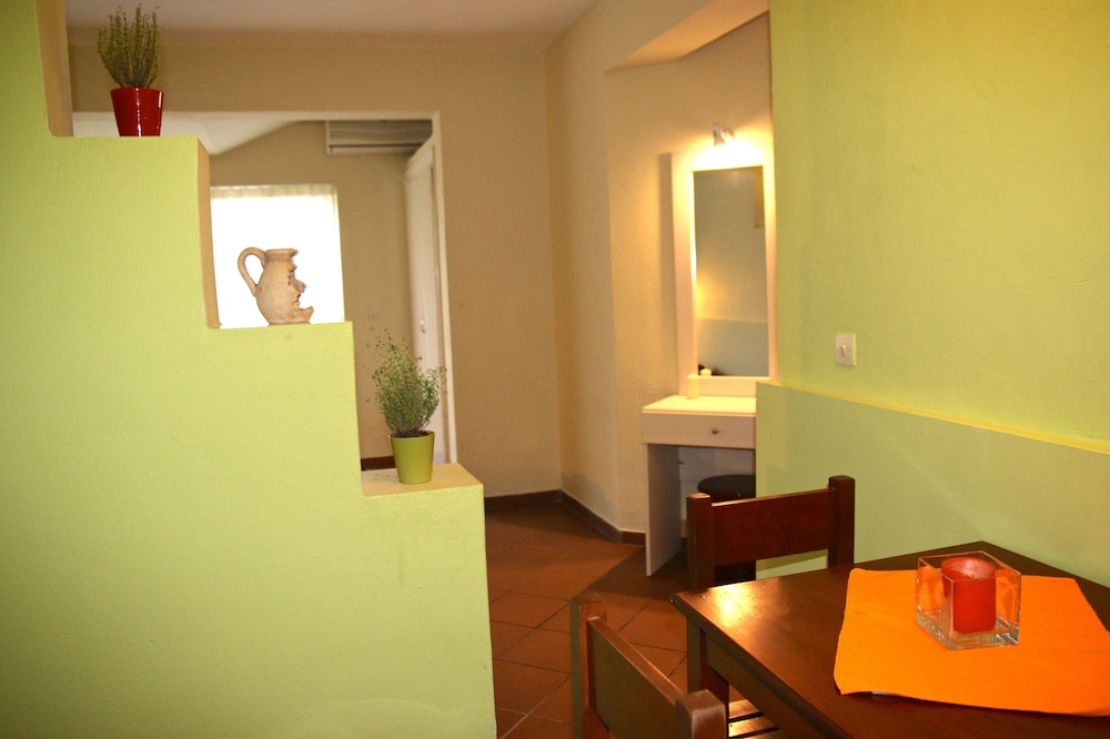 Mediterranean Blue — Rooms in Lefkimmi (Corfu), Ionian Islands