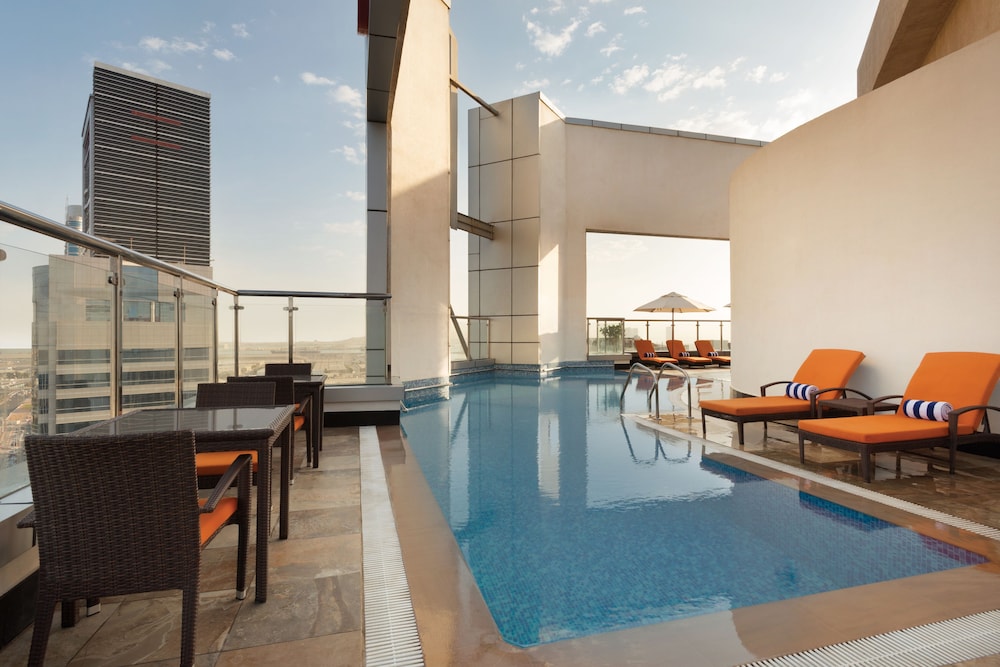 Ramada by Wyndham Abu Dhabi Corniche - zdjęcie 3