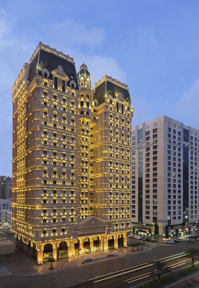 Royal Rose Hotel Abu Dhabi, Curio Collection by Hilton - zdjęcie 2