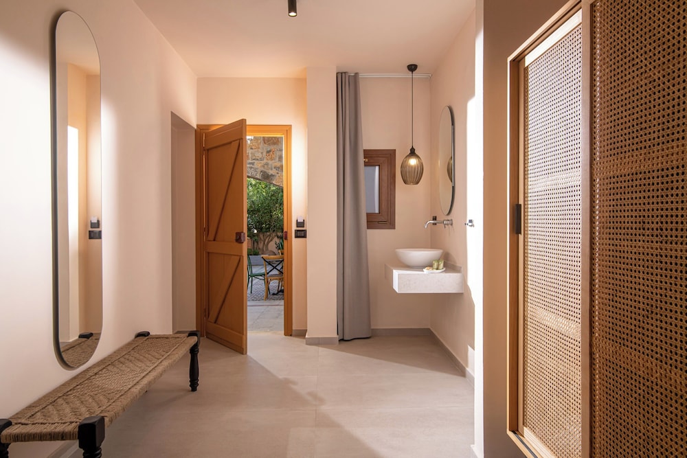 Villa Elite by Checkin — Hotel rooms in Hersonissos
