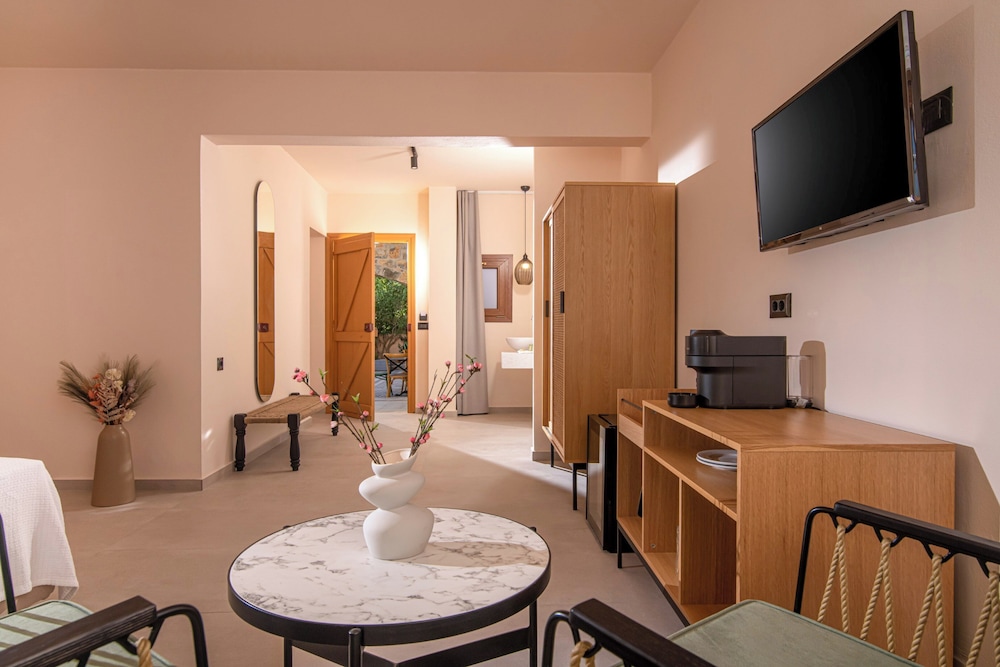 Villa Elite by Checkin — Hotel rooms in Hersonissos