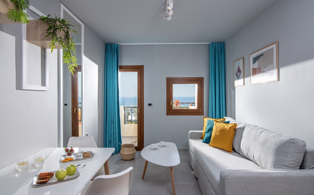 Villa Elite by Checkin — Hotel rooms in Hersonissos