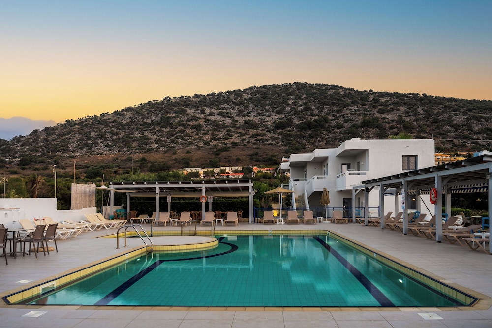 Sergiani Garden — Swimming pool in Stalida