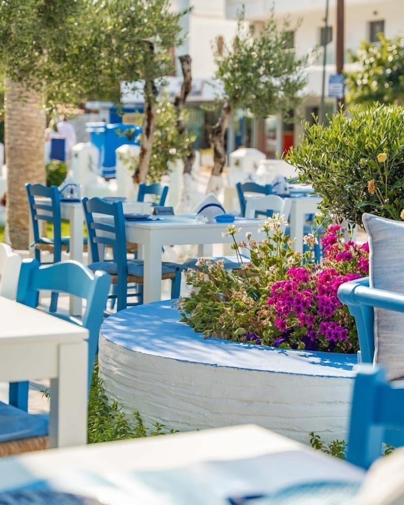 Sergiani Garden — Restaurant & bars in Stalida