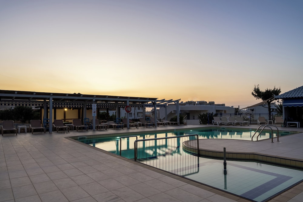 Sergiani Garden — Swimming pool in Stalida